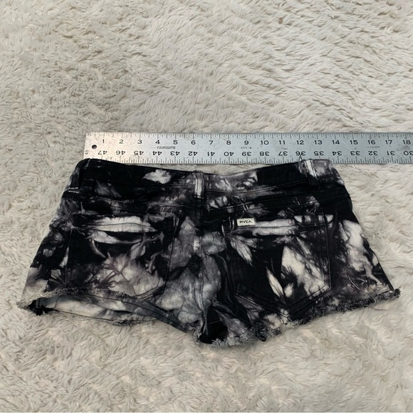 RVCA Tie-Dyed Short Shorts - Picture 2 of 6